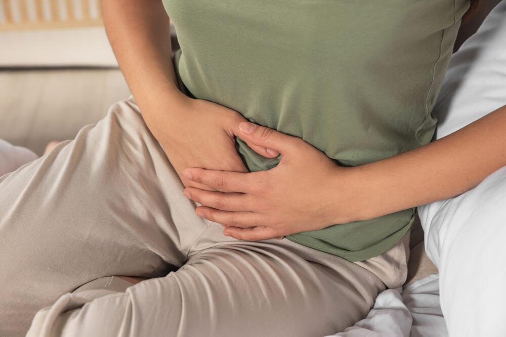 Understanding Urinary Tract Infections (UTIs) in Women:  When to Seek Help